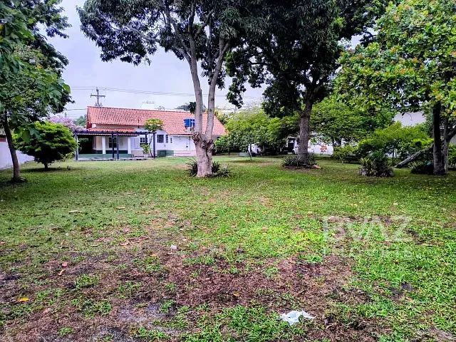 Casa 2 quartos e 1 banheiro, para alugar, no bairro Palmeiras em Cabo Frio