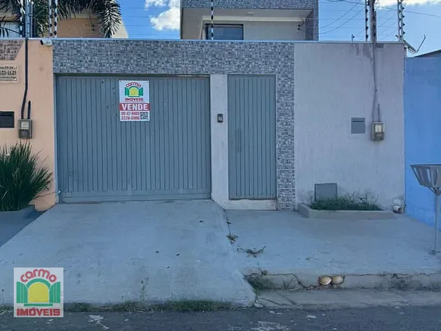 Casa 3 quartos e 2 banheiros, à venda, no bairro Parque Brasília 2ª Etapa em Anápolis