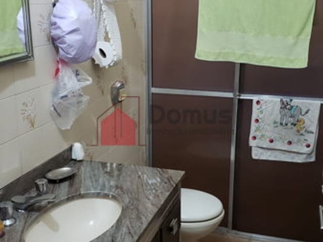 Casa com 305m², à venda, no bairro São Benedito em Pindamonhangaba