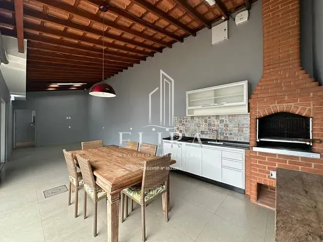 Casa com 320m² 3 quartos e 3 banheiros, à venda, no bairro Santa Cruz em Americana