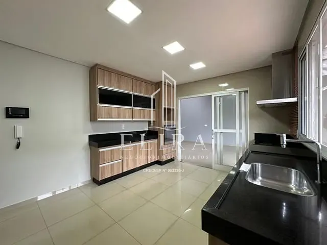Casa com 320m² 3 quartos e 3 banheiros, à venda, no bairro Santa Cruz em Americana