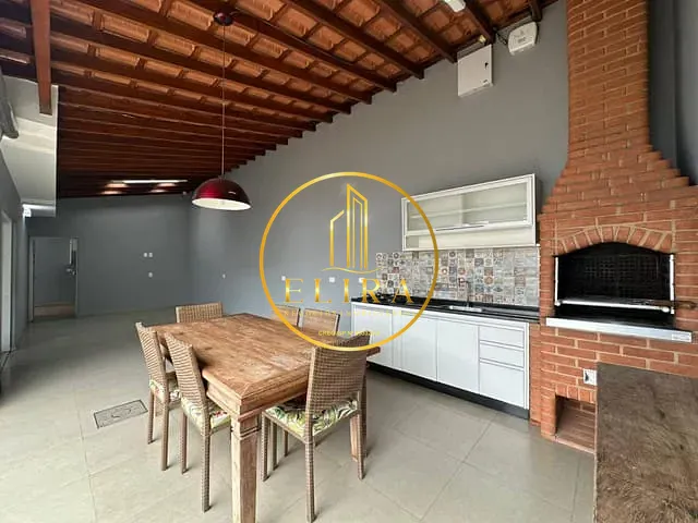 Casa com 320m² 3 quartos e 3 banheiros, à venda, no bairro Santa Cruz em Americana