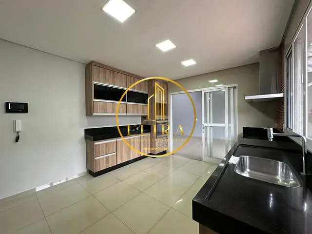 Casa com 320m² 3 quartos e 3 banheiros, à venda, no bairro Santa Cruz em Americana