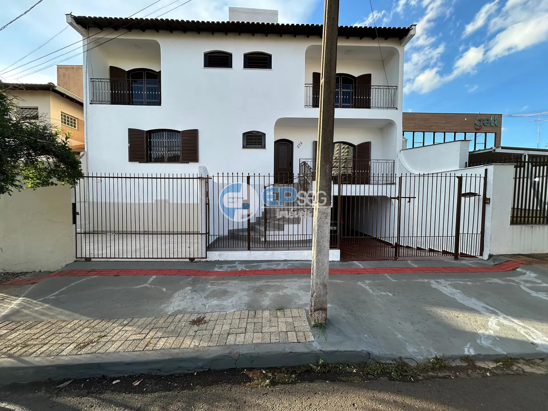Casa, 1 quarto, 274 m² - Foto 1