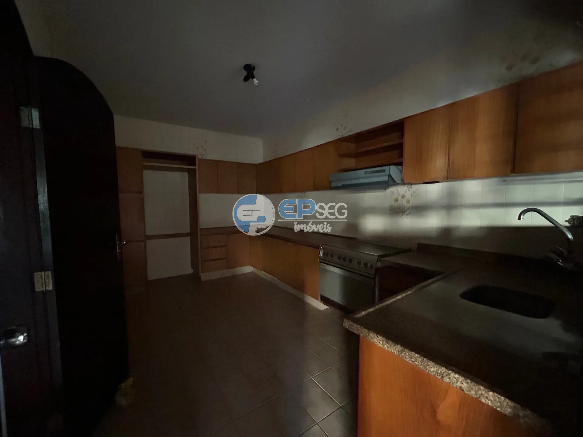 Casa, 1 quarto, 274 m² - Foto 10