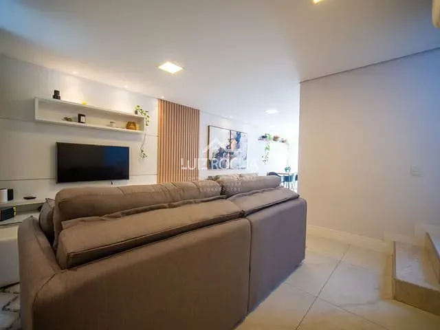 Casa com 117m² 3 quartos e 3 banheiros, à venda, no bairro Chácara Pavoeiro em Cotia