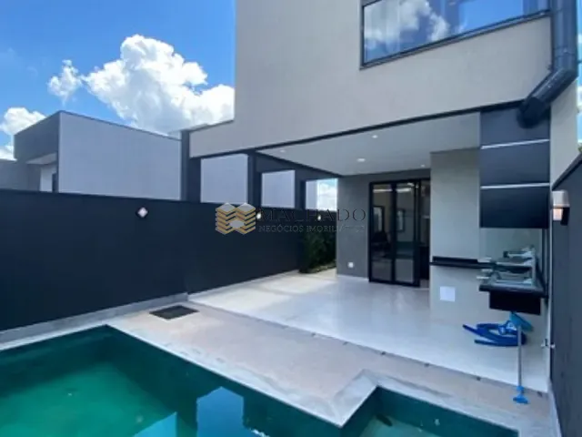Casa com 150m² 3 quartos e 3 banheiros, à venda, no bairro Chácara Jaguari (Fazendinha) em Santana de Parnaíba