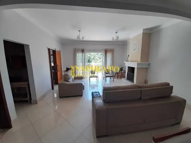 Casa com 1400m² 4 quartos e 4 banheiros, à venda, no bairro Medeiros em Jundiaí