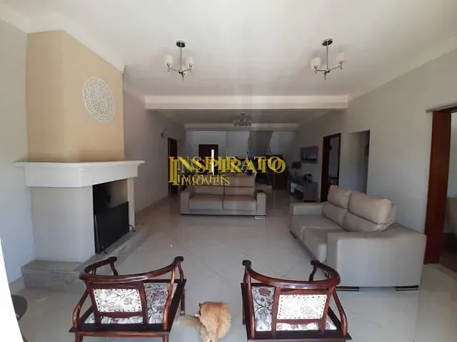 Casa com 1400m² 4 quartos e 4 banheiros, à venda, no bairro Medeiros em Jundiaí