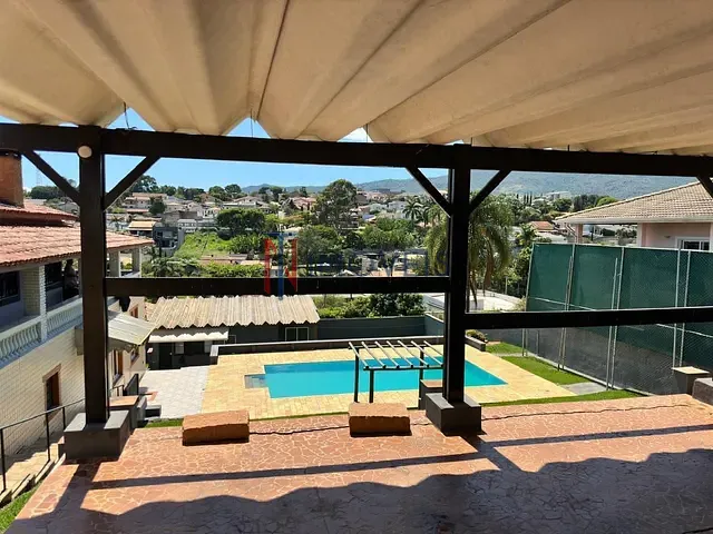Casa com 1320m² 3 quartos e 3 banheiros, à venda, no bairro Jardim Paulista em Atibaia