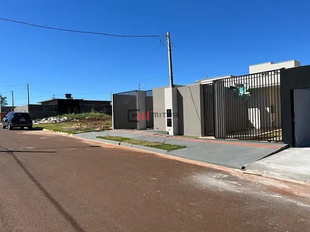 Casa com 125m² 2 quartos e 2 banheiros, à venda, no bairro Residencial Araucária em Cambé