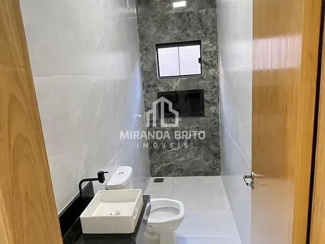 Casa 3 quartos e 2 banheiros, à venda, no bairro Jardim Florença em Aparecida de Goiânia