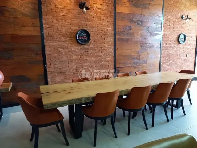 Casa com 230m² 5 quartos e 3 banheiros, à venda, no bairro Centro em Primeiro De Maio