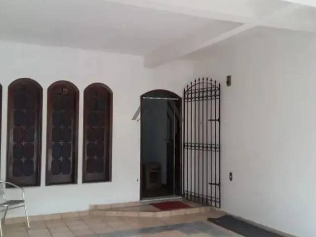 Casa 4 quartos e 1 banheiro, à venda, no bairro Marco em Belém