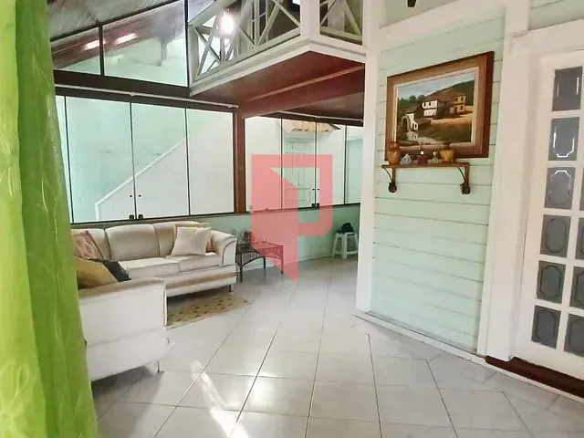 Casa com 340m² 4 quartos e 4 banheiros, à venda, no bairro Ouro Preto em Belo Horizonte