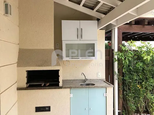 Casa 3 quartos e 5 banheiros, para alugar, no bairro Jardim Leonor Mendes de Barros em São Paulo