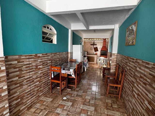 Casa com 180m² 4 quartos e 3 banheiros, à venda, no bairro Balneário Remanso em Rio das Ostras