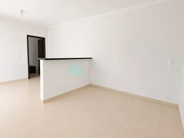 Casa 1 quarto e 1 banheiro, para alugar, no bairro Loteamento Estrela em Catalão