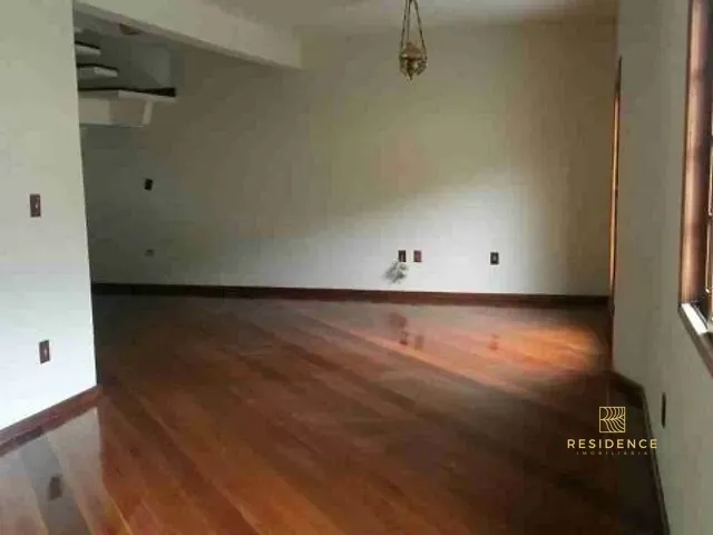 Casa com 341m² 4 quartos e 2 banheiros, à venda, no bairro Morada da Granja em Barra Mansa