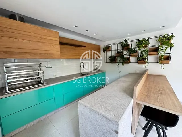 Casa 6 quartos e 8 banheiros, à venda, no bairro Barra da Tijuca em Rio de Janeiro