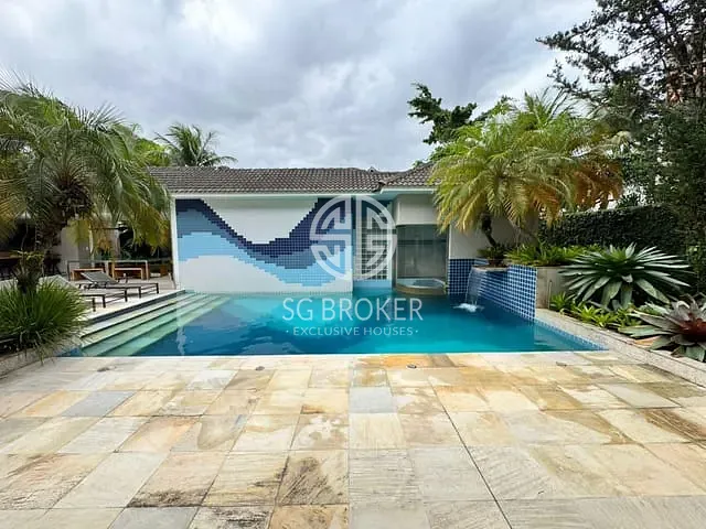 Casa 6 quartos e 8 banheiros, à venda, no bairro Barra da Tijuca em Rio de Janeiro