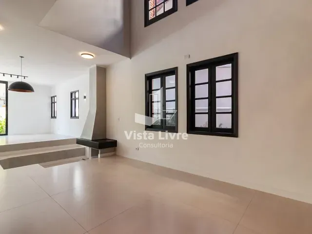 Casa com 297m² 5 quartos e 5 banheiros, à venda, no bairro Alphaville em Santana de Parnaíba