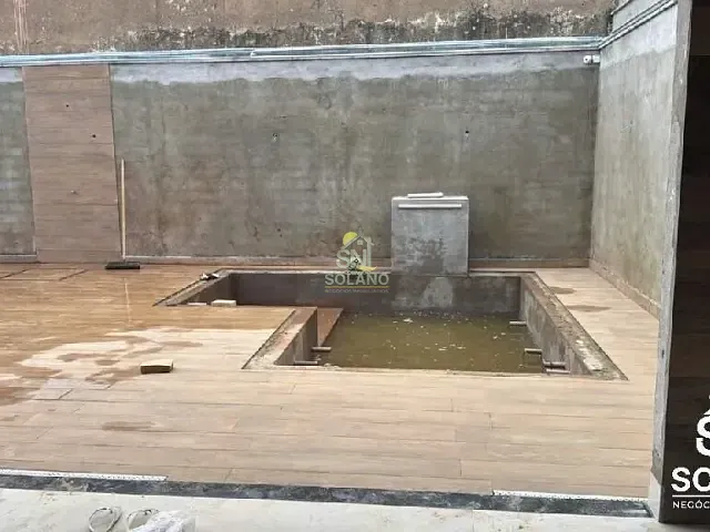 Casa com 445m² 3 quartos e 4 banheiros, à venda, no bairro Anhangüera em Goiânia