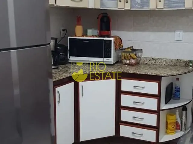 Casa com 300m² 2 quartos e 1 banheiro, à venda, no bairro Jardim Amália em Volta Redonda