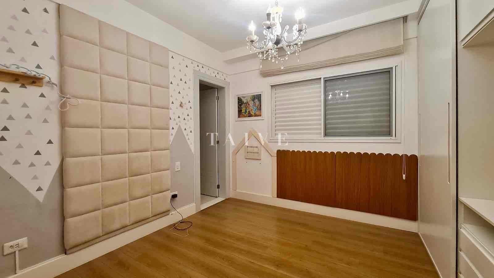 Casa, 4 quartos, 328 m² - Foto 4