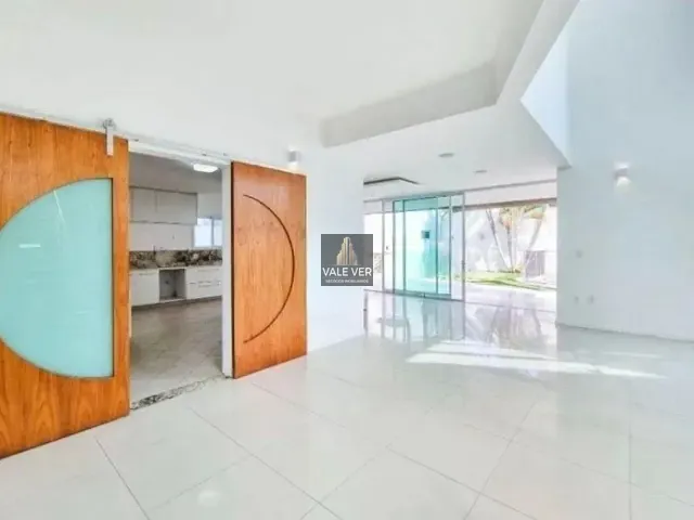 Casa com 480m² 4 quartos e 2 banheiros, para alugar, no bairro Jardim Esplanada do Sol em São José dos Campos