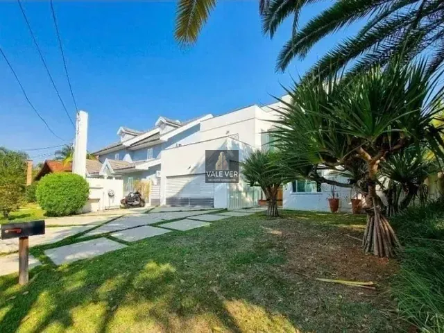 Casa com 480m² 4 quartos e 2 banheiros, para alugar, no bairro Jardim Esplanada do Sol em São José dos Campos