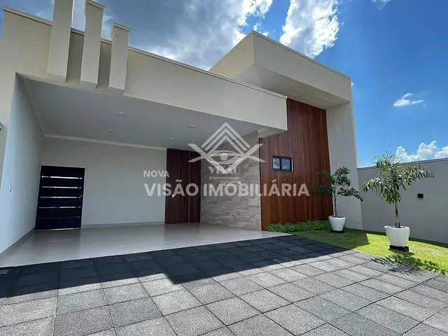 Casa com 379m² 3 quartos e 1 banheiro, à venda, no bairro Jardim Curitiba em Sinop