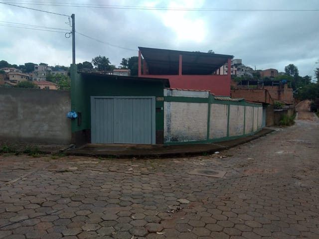 Casa 2 quartos e 1 banheiro, à venda, no bairro Collen em Cambuí