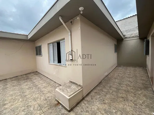 Casa com 340m² 3 quartos e 2 banheiros, à venda, no bairro Jardim Armênia em Mogi das Cruzes