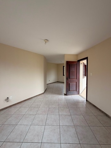 Casa com 220m² 3 quartos e 2 banheiros, à venda, no bairro Centro em Campos dos Goytacazes