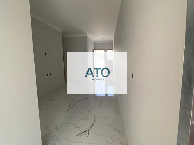 Casa 2 quartos e 1 banheiro, à venda, no bairro Centro em Tijucas