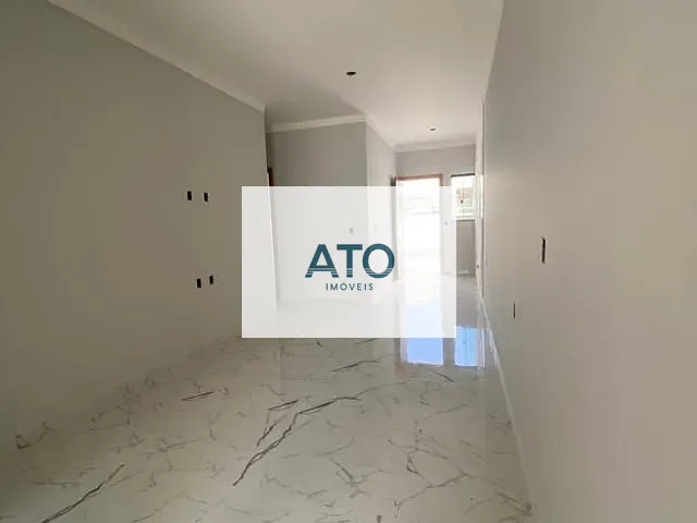 Casa 2 quartos e 1 banheiro, à venda, no bairro Centro em Tijucas