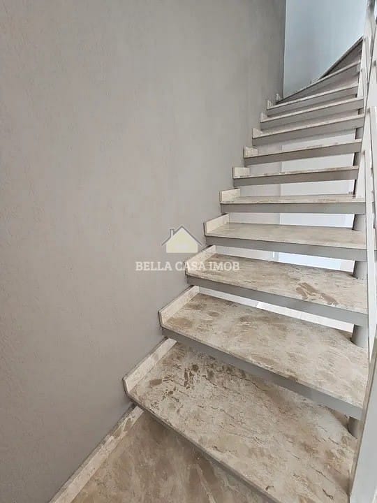 Casa à venda com 2 quartos, 70m² - Foto 16