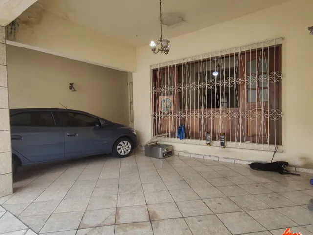 Casa 3 quartos e 4 banheiros, à venda, no bairro Cidade Velha em Belém