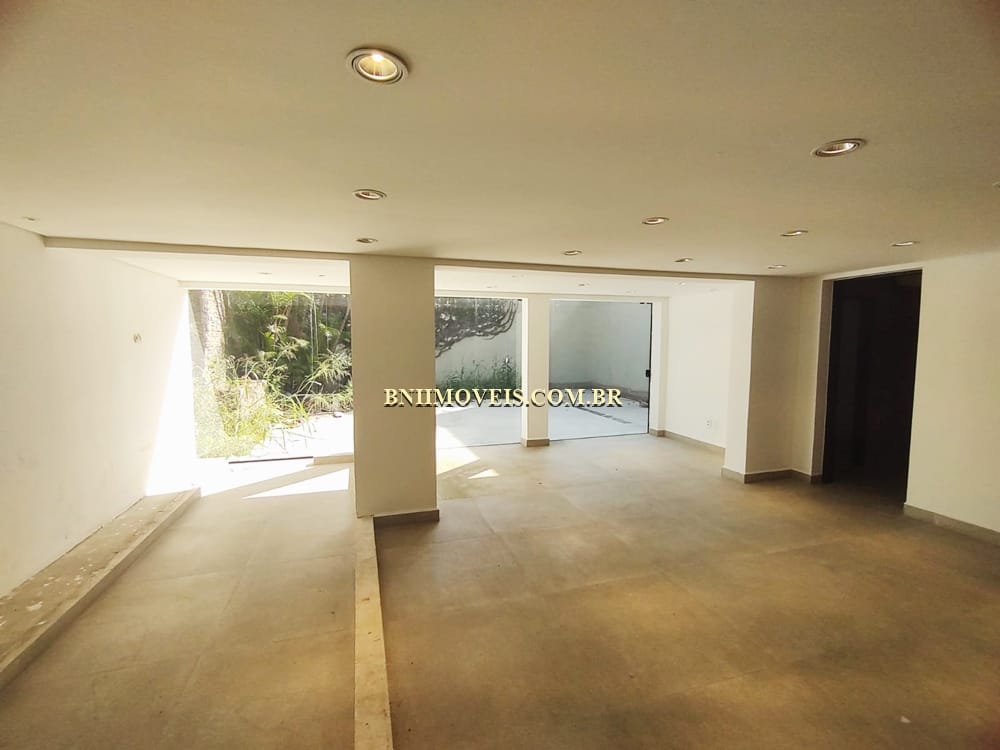 Casa à venda e aluguel com 1 quarto, 280m² - Foto 5