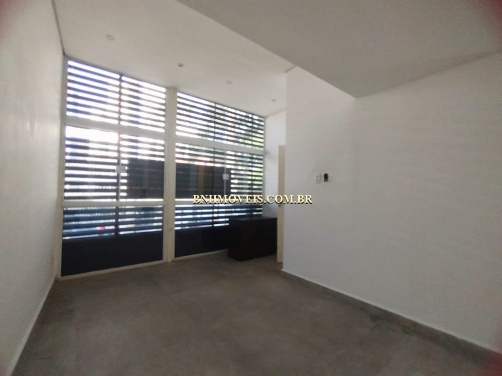 Casa à venda e aluguel com 1 quarto, 280m² - Foto 7