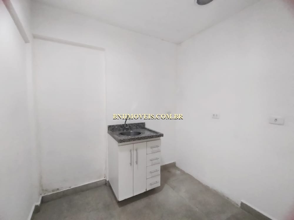 Casa à venda e aluguel com 1 quarto, 280m² - Foto 10
