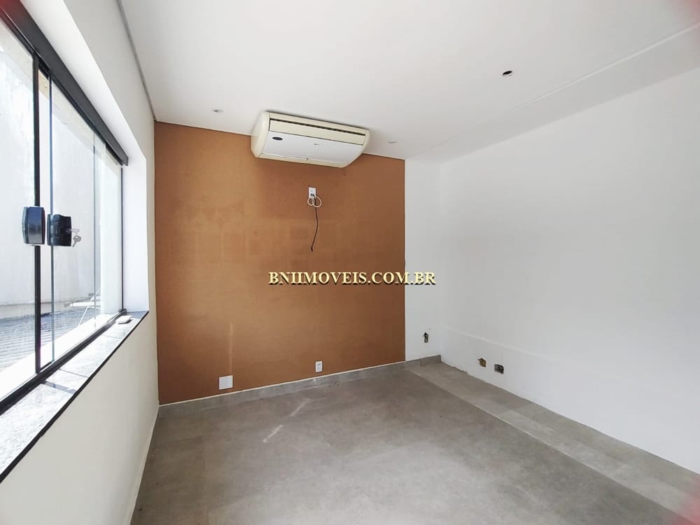 Casa à venda e aluguel com 1 quarto, 280m² - Foto 4