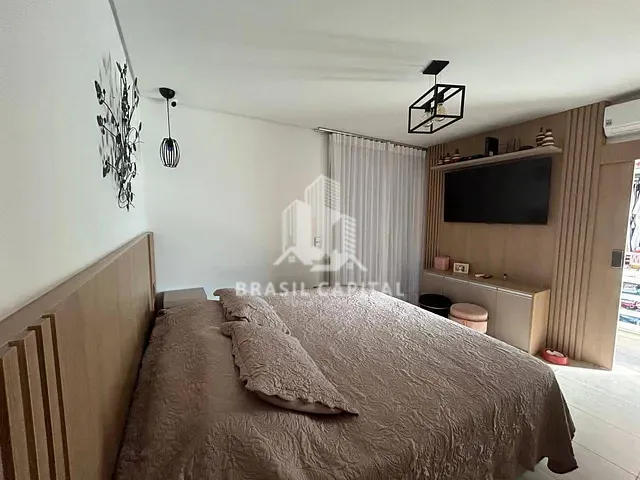 Casa 4 quartos e 5 banheiros, à venda, no bairro Parque Santa Isabel em Sorocaba