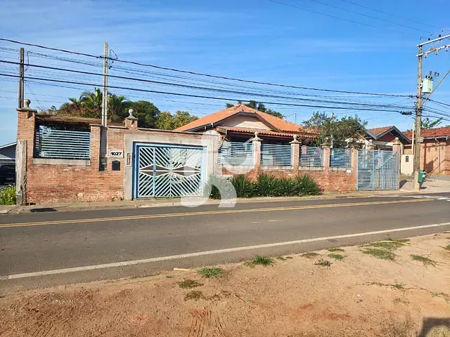 Casa com 885m² 4 quartos e 2 banheiros, à venda, no bairro Santana em Piracicaba