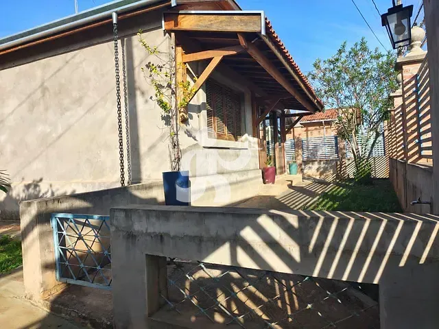 Casa com 885m² 4 quartos e 2 banheiros, à venda, no bairro Santana em Piracicaba