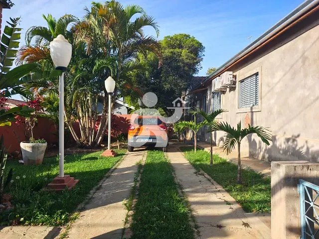 Casa com 885m² 4 quartos e 2 banheiros, à venda, no bairro Santana em Piracicaba