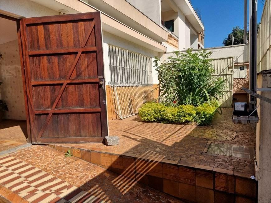 Casa à venda 2 Quartos, 4 Vagas, 180M², Olímpico, São Caetano do Sul - SP