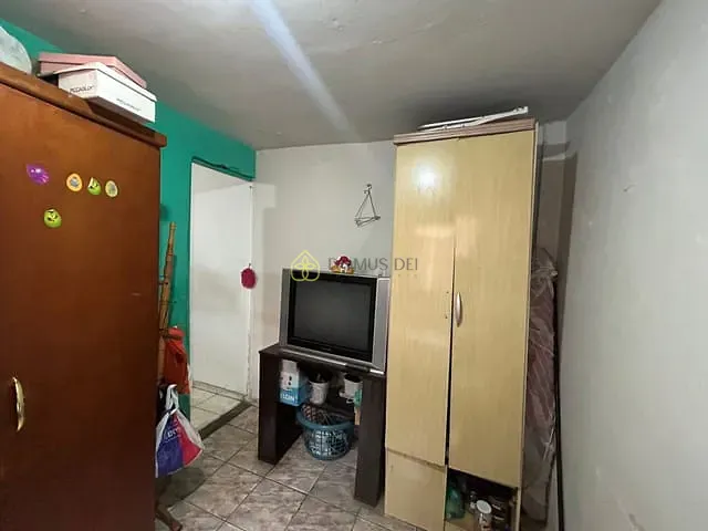 Casa com 125m² 2 quartos e 1 banheiro, à venda, no bairro Vila Orlandelia em Barra Mansa