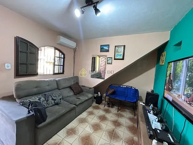 Casa com 125m² 2 quartos e 1 banheiro, à venda, no bairro Vila Orlandelia em Barra Mansa
